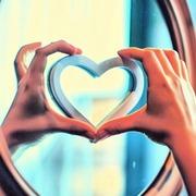 paranormalehulplijn.net - tarotist Adora